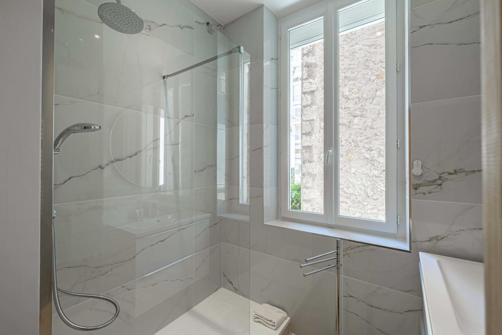 Beautiful Renovated Near Croisette Cannes